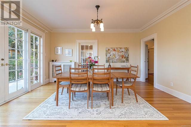 50 Sylvan Lane, House detached with 3 bedrooms, 4 bathrooms and 3 parking in Oak Bay BC | Image 10