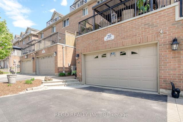 28 Bruce St, Townhouse with 2 bedrooms, 3 bathrooms and 2 parking in Cambridge ON | Image 12