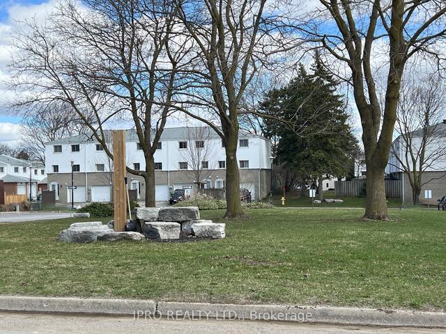 35 - 325 William St, Townhouse with 3 bedrooms, 2 bathrooms and 2 parking in Shelburne ON | Image 27
