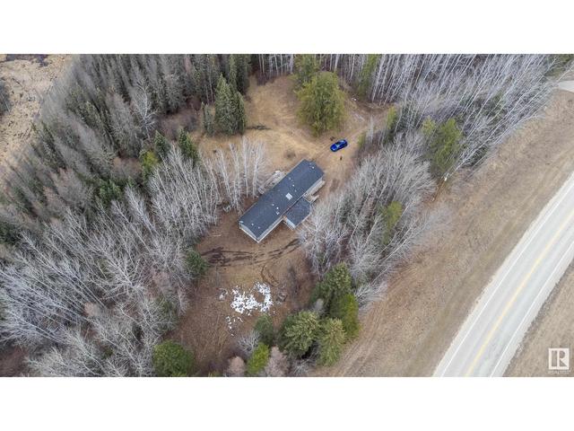 61132 - 763 Hi, House other with 3 bedrooms, 2 bathrooms and null parking in Barrhead County No. 11 AB | Image 38