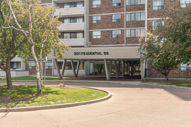 1212 - 301 Prudential Dr, Condo with 3 bedrooms, 2 bathrooms and 1 parking in Toronto ON | Image 12