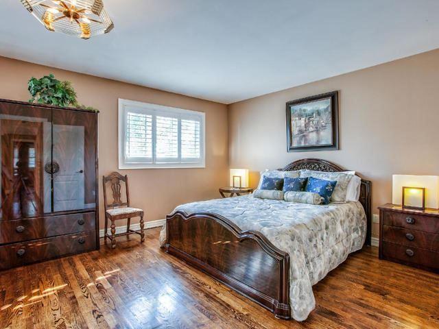 117 Zaph Ave, House detached with 5 bedrooms, 5 bathrooms and 4 parking in Toronto ON | Image 12
