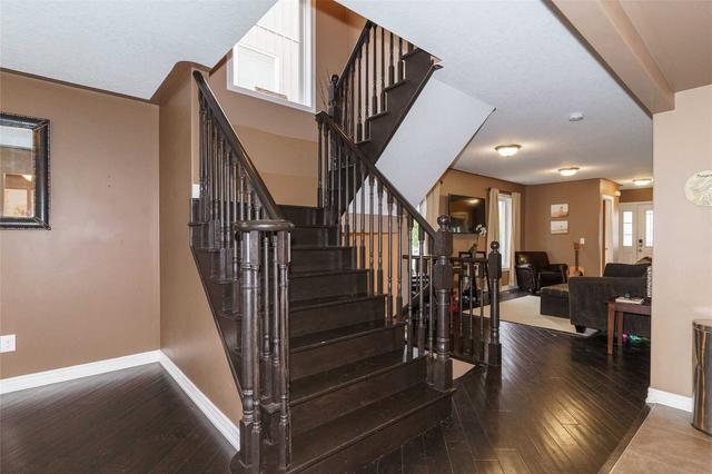 42 Pearl Dr, House detached with 3 bedrooms, 4 bathrooms and 2 parking in Orillia ON | Image 38