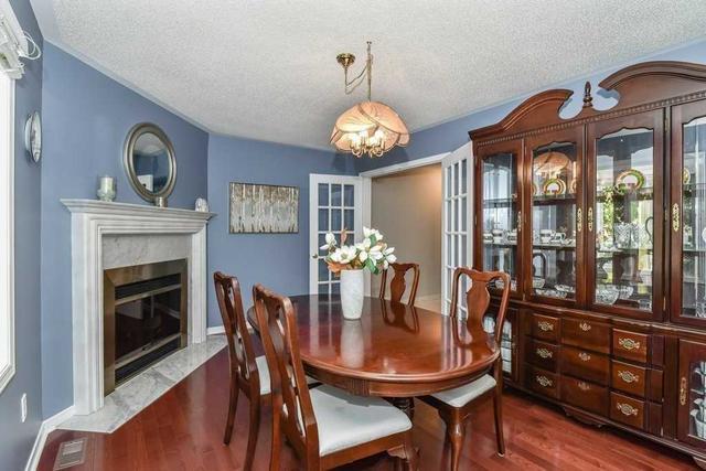 1100 Lansdown Dr, House detached with 4 bedrooms, 5 bathrooms and 4 parking in Oakville ON | Image 38
