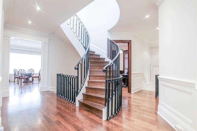 319 Connaught Ave, House detached with 5 bedrooms, 6 bathrooms and 6 parking in Toronto ON | Image 32