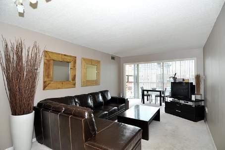 404 - 705 King St, Condo with 2 bedrooms, 1 bathrooms and 1 parking in Toronto ON | Image 2
