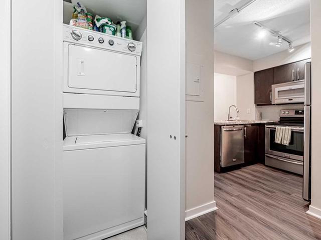 802 - 76 Shuter St, Condo with 1 bedrooms, 1 bathrooms and 1 parking in Toronto ON | Image 18