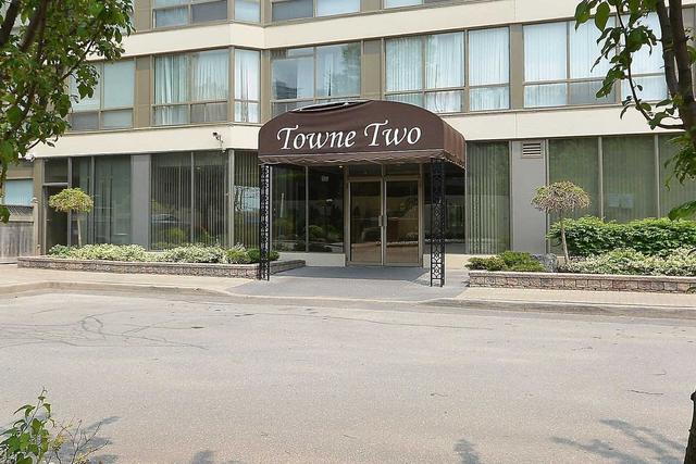 2003 - 55 Elm Dr, Condo with 1 bedrooms, 1 bathrooms and 1 parking in Mississauga ON | Image 18
