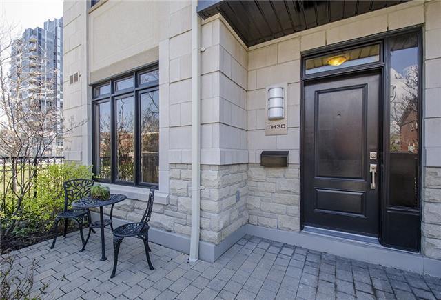 th 30 - 9 Oakburn Cres, Townhouse with 3 bedrooms, 4 bathrooms and 1 parking in Toronto ON | Image 2