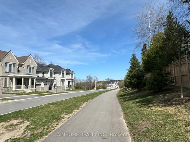 134 Klees Cres, House detached with 5 bedrooms, 5 bathrooms and 4 parking in Aurora ON | Image 13