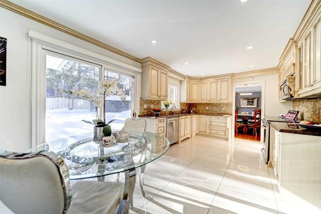 19 Bobwhite Cres, House detached with 5 bedrooms, 5 bathrooms and 4 parking in Toronto ON | Image 20