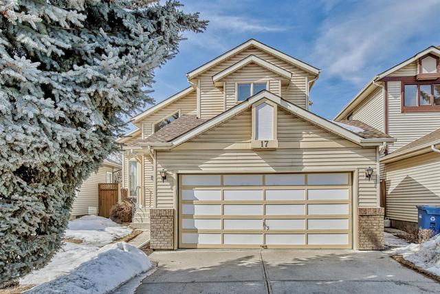 17 Rivergreen Crescent Se, House detached with 4 bedrooms, 3 bathrooms and 4 parking in Calgary AB | Image 2