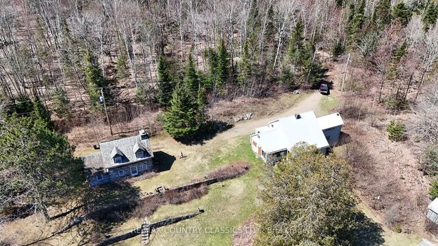 2021 North Baptiste Lake Rd, House detached with 1 bedrooms, 2 bathrooms and 8 parking in Hastings Highlands ON | Image 36