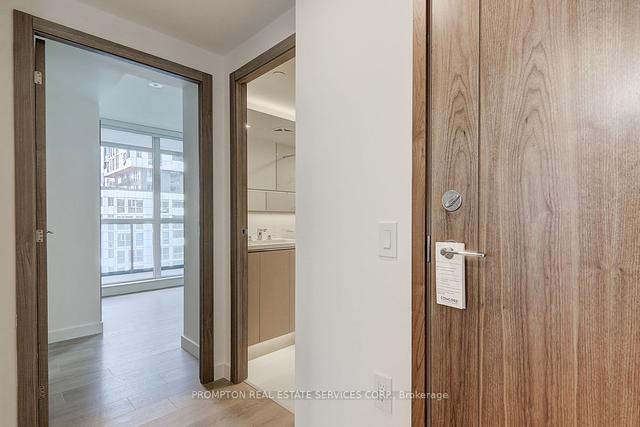2111 - 38 Widmer St, Condo with 3 bedrooms, 2 bathrooms and 0 parking in Toronto ON | Image 35