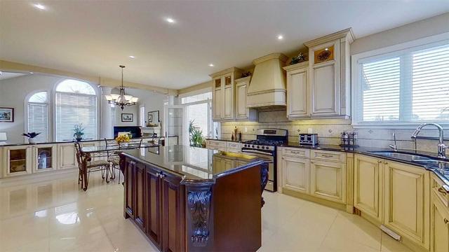 13215 Mclaughlin Rd, House detached with 3 bedrooms, 3 bathrooms and 13 parking in Caledon ON | Image 3