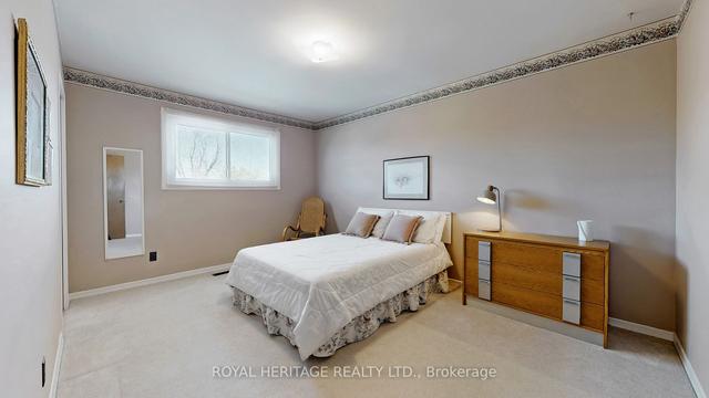 1 Conference Blvd, House detached with 3 bedrooms, 2 bathrooms and 2 parking in Toronto ON | Image 5