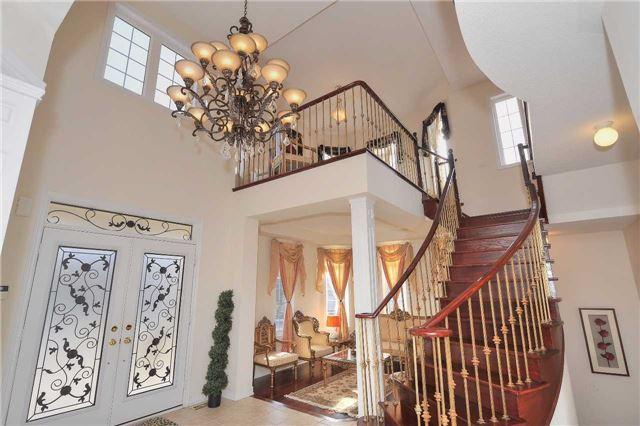104 Smoothwater Terr, House detached with 4 bedrooms, 4 bathrooms and 4 parking in Markham ON | Image 8