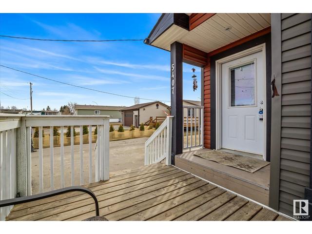 5407 45 St, House other with 3 bedrooms, 2 bathrooms and null parking in Redwater AB | Image 6