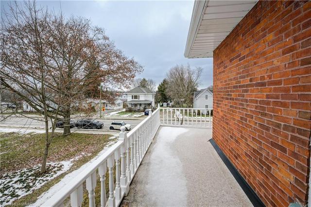 72 Queen Street, House detached with 4 bedrooms, 2 bathrooms and 4 parking in Huron East ON | Image 19