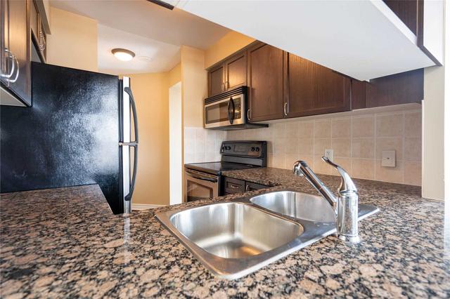 511 - 2325 Central Park Dr, Condo with 2 bedrooms, 2 bathrooms and 2 parking in Oakville ON | Image 2