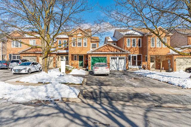 13 Ready Crt, House semidetached with 3 bedrooms, 2 bathrooms and 4 parking in Brampton ON | Image 1