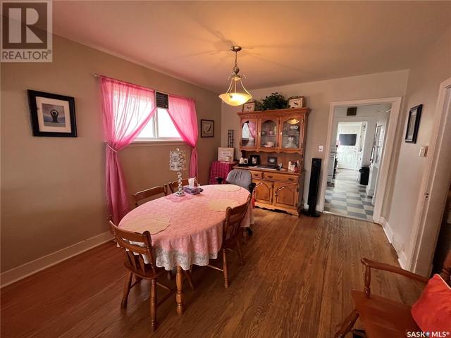 113 H Avenue N, House detached with 4 bedrooms, 2 bathrooms and null parking in Saskatoon SK | Image 9