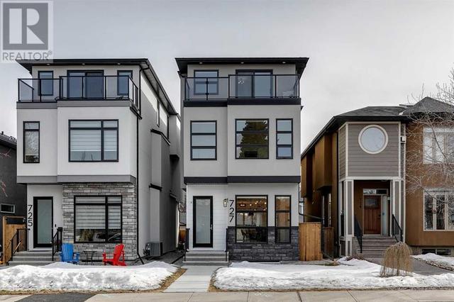 727 23 Avenue Nw, House detached with 4 bedrooms, 4 bathrooms and 2 parking in Calgary AB | Image 1