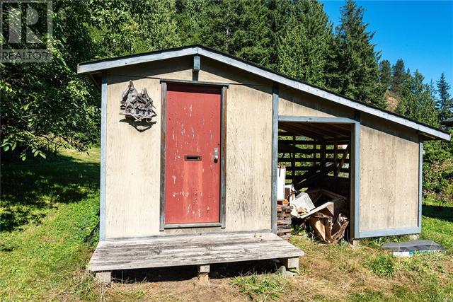 79 Kelsey Lane, House detached with 2 bedrooms, 1 bathrooms and 3 parking in Sayward BC | Image 13