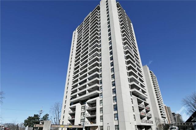 2707 - 1785 Frobisher Lane, Condo with 2 bedrooms, 1 bathrooms and 1 parking in Ottawa ON | Image 1