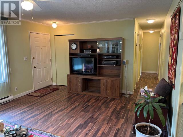 434 Oak Avenue, House detached with 3 bedrooms, 1 bathrooms and 6 parking in Sicamous BC | Image 17