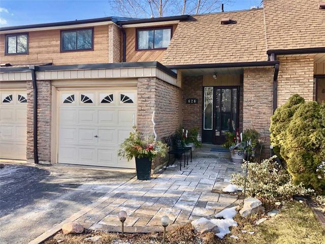 4 - 626 Forestwood Cres, Townhouse with 3 bedrooms, 2 bathrooms and 2 parking in Burlington ON | Image 1