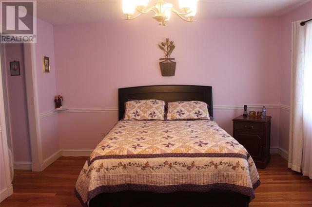 4 Kelly Crescent, House detached with 3 bedrooms, 2 bathrooms and null parking in Placentia NL | Image 13