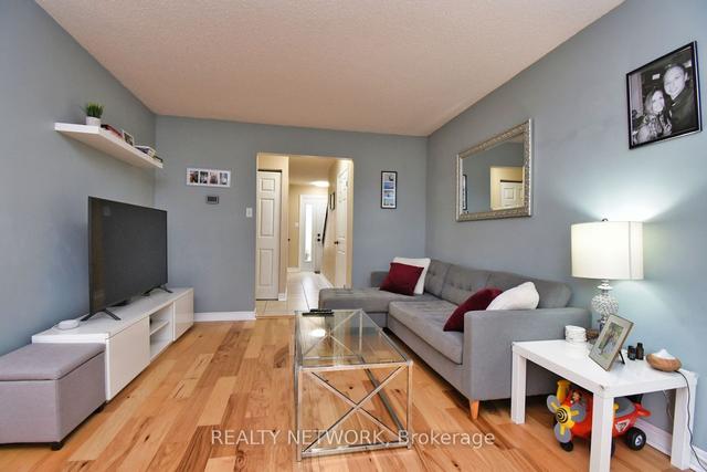 77 - 150 Gateshead Cres, Townhouse with 3 bedrooms, 2 bathrooms and 2 parking in Hamilton ON | Image 27