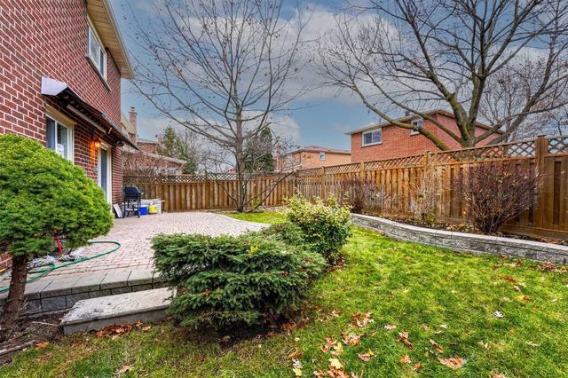 19 Brookview Rd, House detached with 3 bedrooms, 3 bathrooms and 4 parking in Brampton ON | Image 26