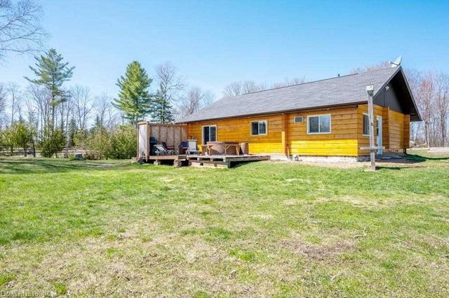 6859 Highway 620, House detached with 2 bedrooms, 1 bathrooms and 10 parking in Wollaston ON | Image 17