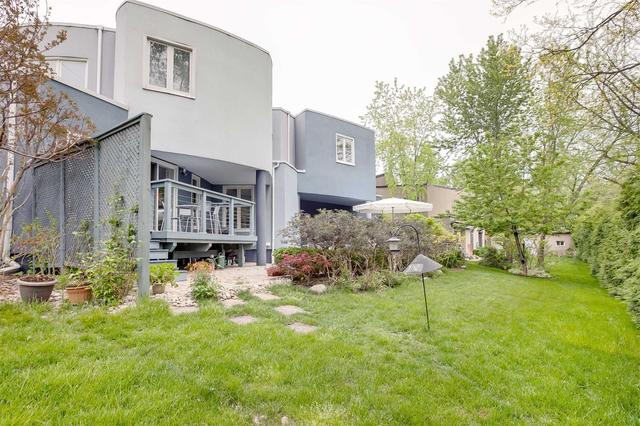 1 Bond Ave, House detached with 3 bedrooms, 5 bathrooms and 8 parking in Toronto ON | Image 9
