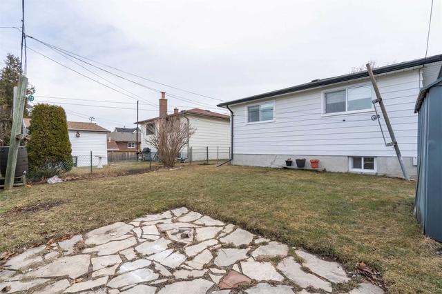 502 Fairleigh Ave, House detached with 3 bedrooms, 1 bathrooms and 2 parking in Oshawa ON | Image 33