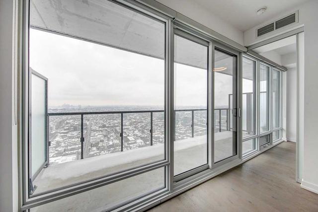 4012 - 488 University Ave, Condo with 1 bedrooms, 1 bathrooms and 0 parking in Toronto ON | Image 10