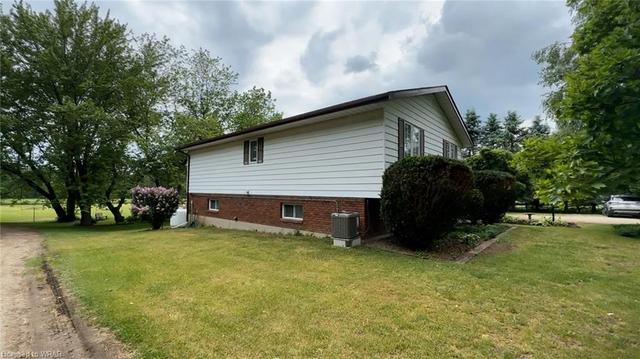 5339 Hwy 9 Highway, Home with 3 bedrooms, 2 bathrooms and null parking in Minto ON | Image 36