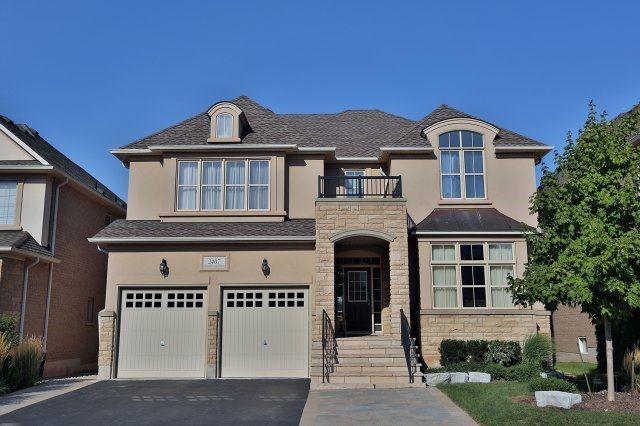 2407 Taylorwood Dr, House detached with 4 bedrooms, 5 bathrooms and 6 parking in Oakville ON | Image 1