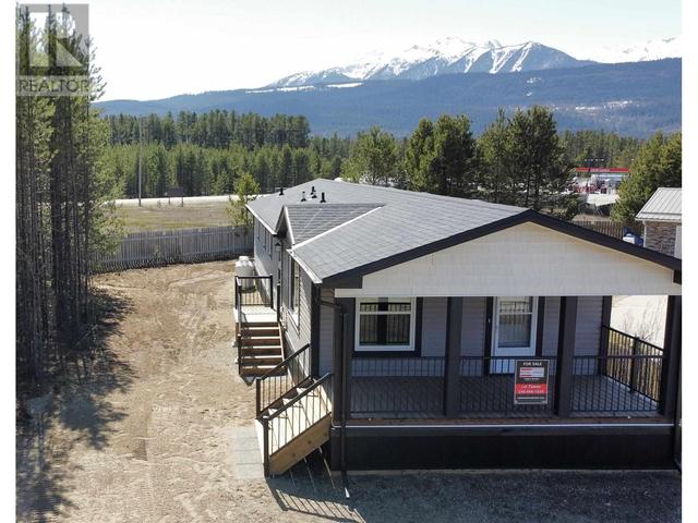 1471 - 8th Place, House other with 1 bedrooms, 2 bathrooms and null parking in Valemount BC | Image 1