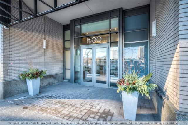 1202 - 500 St Clair Ave W, Condo with 2 bedrooms, 2 bathrooms and 1 parking in Toronto ON | Image 10
