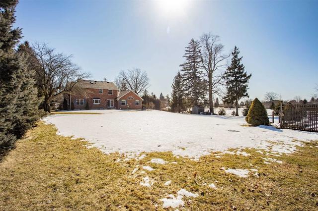 1121 2nd Concession Rd W, House detached with 4 bedrooms, 3 bathrooms and 8 parking in Hamilton ON | Image 29