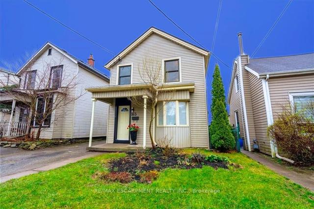 163 Florence St, House detached with 3 bedrooms, 1 bathrooms and 3 parking in Hamilton ON | Image 1