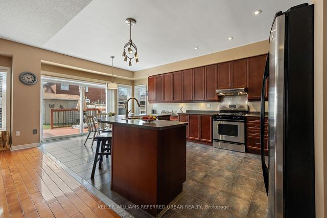 30 Appleview Rd, House detached with 4 bedrooms, 5 bathrooms and 4 parking in Markham ON | Image 2