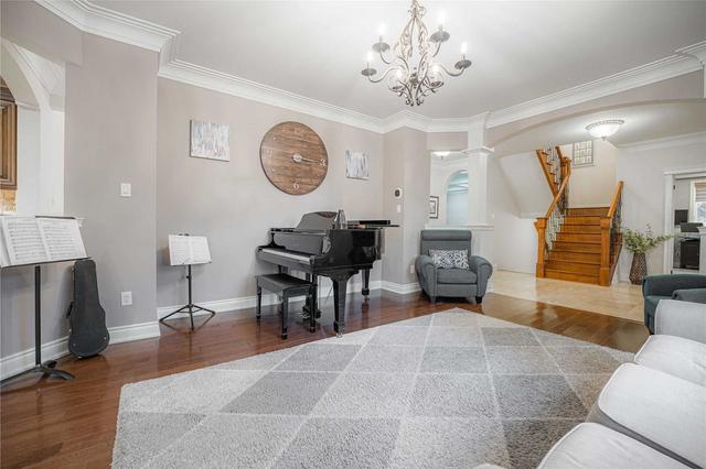 77 Jerseyville Rd E, House detached with 5 bedrooms, 4 bathrooms and 8 parking in Hamilton ON | Image 31