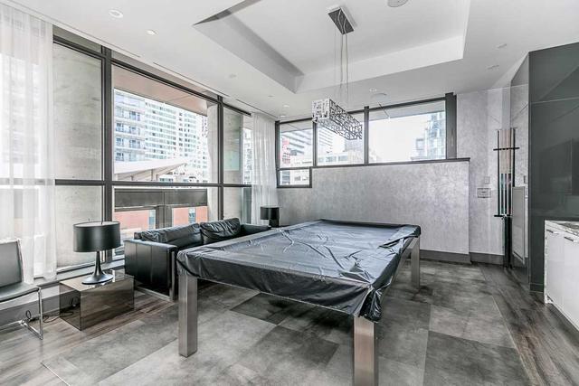 1501 - 290 Adelaide St W, Condo with 2 bedrooms, 1 bathrooms and 0 parking in Toronto ON | Image 20
