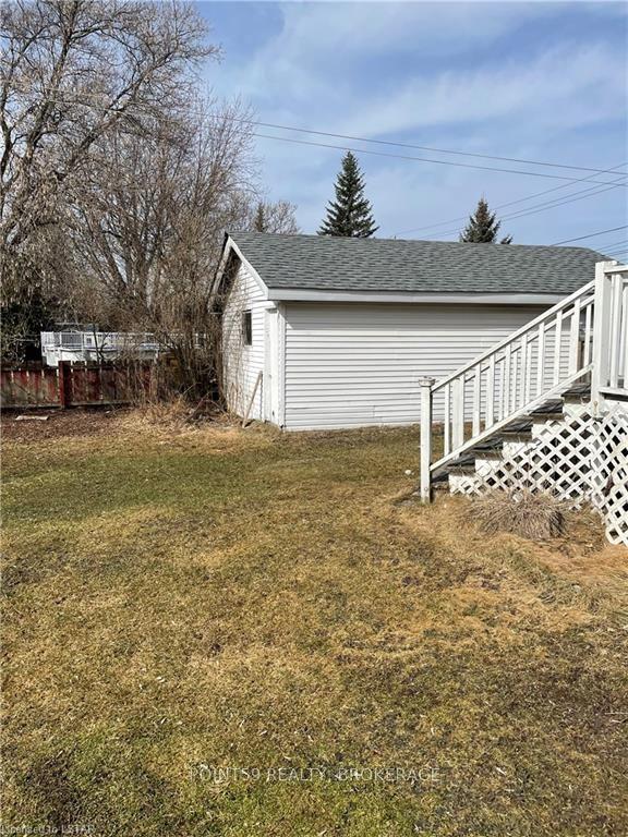 1951 Main St, House detached with 3 bedrooms, 1 bathrooms and 5 parking in Greater Sudbury ON | Image 31