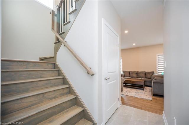 22 Spring Crest Way, House detached with 3 bedrooms, 3 bathrooms and 4 parking in Thorold ON | Image 21