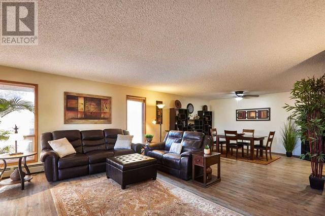 243, - 1480 Southview Drive Se, Condo with 2 bedrooms, 2 bathrooms and 1 parking in Medicine Hat AB | Image 13